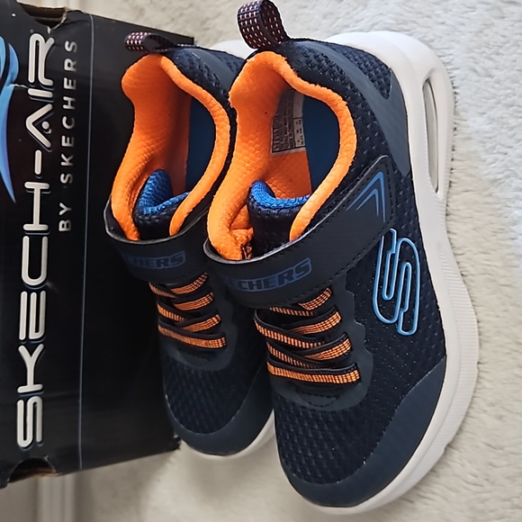 Skechers Microspec Max Sneaker - Picture 4 of 9